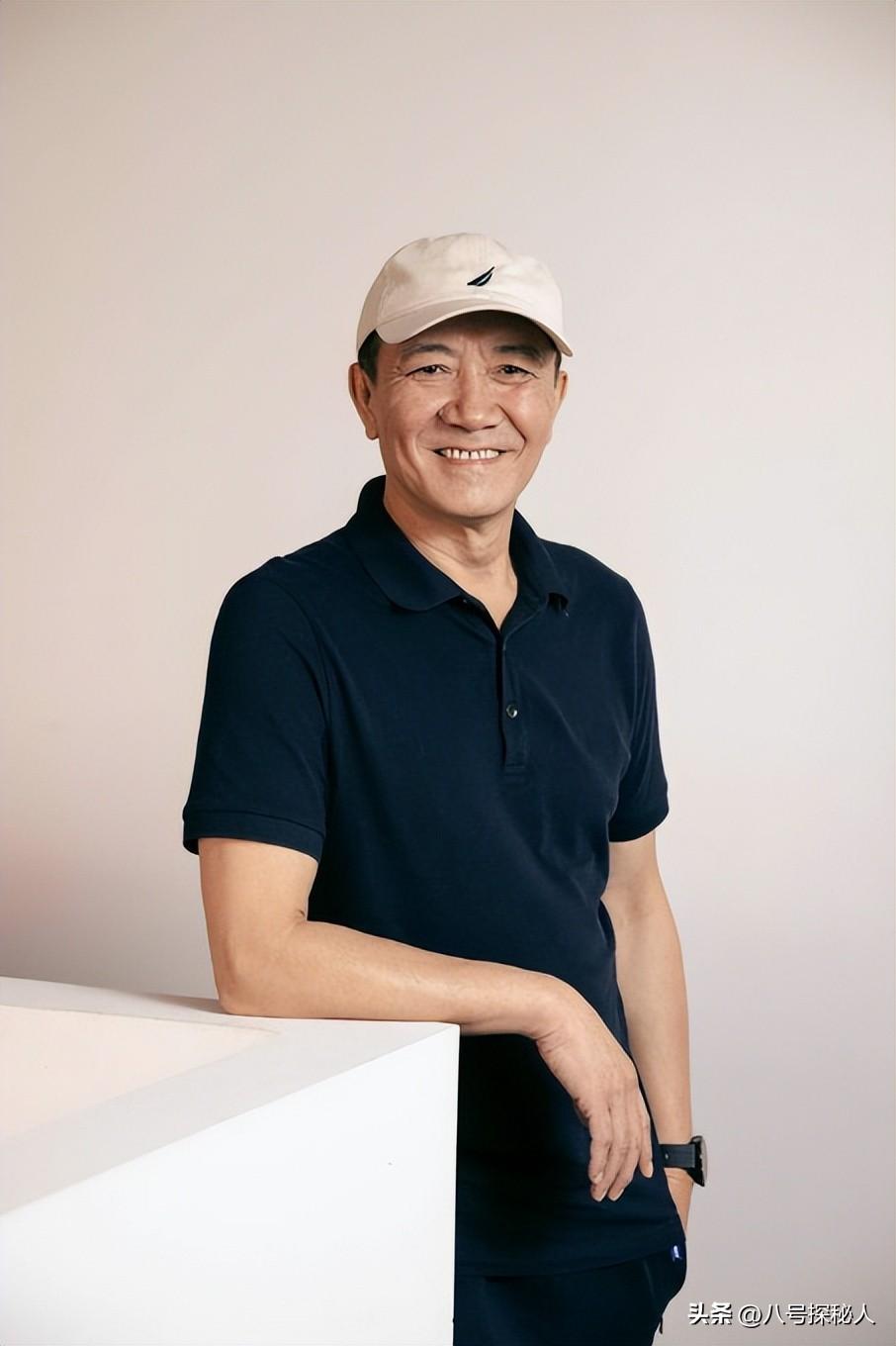 拋棄24年原配，轉身迎娶小嬌妻，不料兒子30年的報復讓他遺憾終生